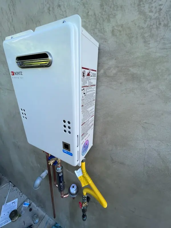 Tankless water heater installation for Traffic Circle homes